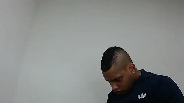 Snapshot of drako_monster chatting on February 2026 10:40:01 PM drako monster online show from February 2026 10:40:01 PM