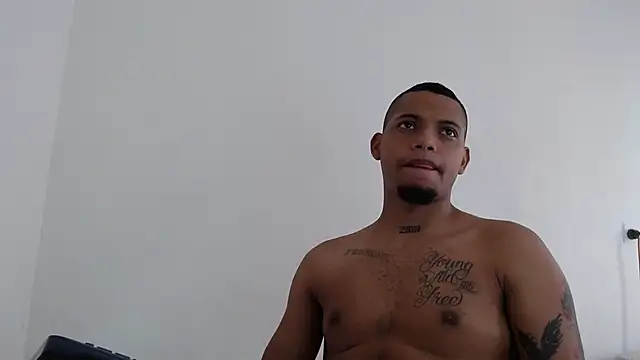 Snapshot of drako_monster chatting on November 2025 05:06:02 PM drako monster online show from November 2025 05:06:02 PM