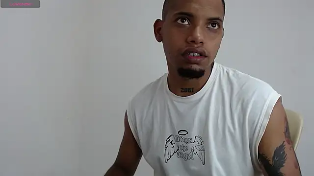 Snapshot of drako_monster chatting on October 2025 08:09:02 PM drako monster online show from October 2025 08:09:02 PM