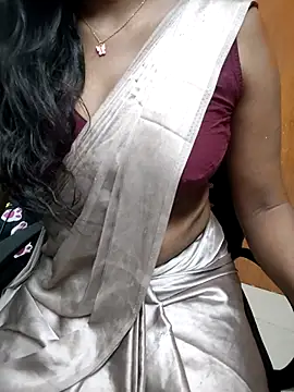 Tamilmallu-duskygirl03 online show from June 2026 05:18:02 PM