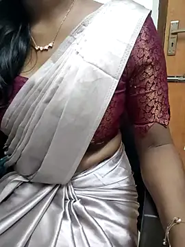 Tamilmallu-duskygirl03 online show from December 2025 07:33:02 AM
