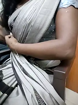 Tamilmallu-duskygirl03 online show from December 2025 03:33:02 PM