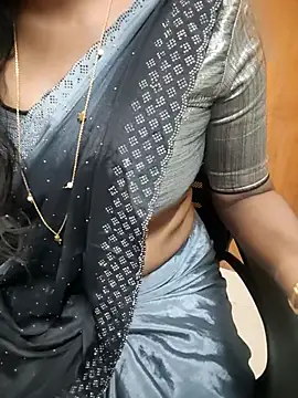 Tamilmallu-duskygirl03 online show from July 2026 05:30:02 AM