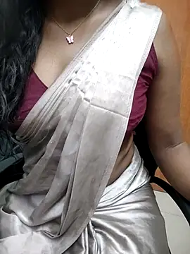Tamilmallu-duskygirl03 online show from June 2026 05:05:01 AM