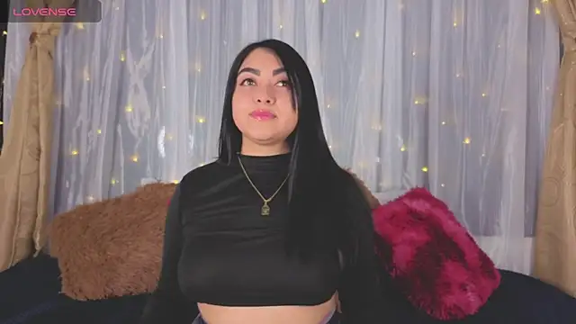 Victoria Jonhss online show from November 2025 10:02:02 PM