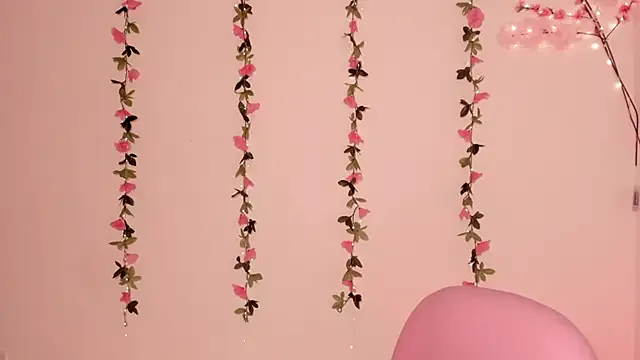 Ashleyroys 111 online show from February 2026 05:43:01 PM