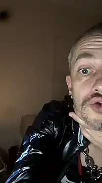 Nyctalopie8579 online show from January 2026 10:57:01 PM