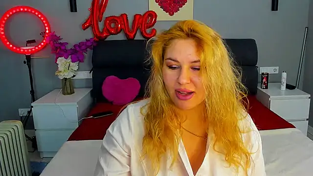 Passion-Blondy online show from February 2026 11:13:01 PM