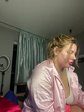 Passion-Blondy online show from May 2026 07:23:02 PM