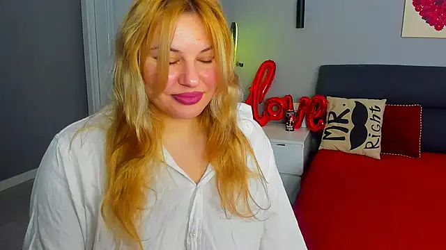 Passion-Blondy online show from February 2026 09:00:02 PM