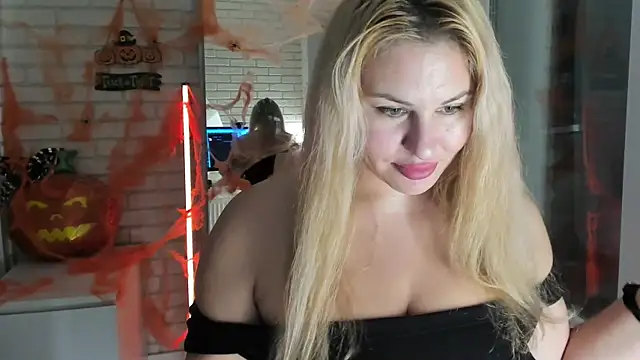 Passion-Blondy online show from October 2025 07:02:01 PM
