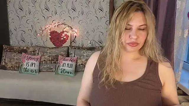 Passion-Blondy online show from June 2026 05:13:01 PM