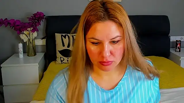 Passion-Blondy online show from February 2026 07:38:02 PM