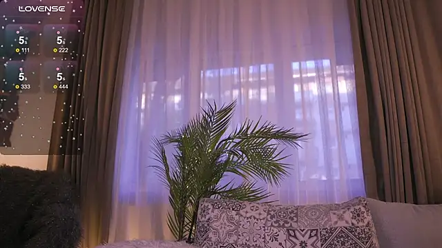 JessicaVerse online show from April 2026 04:49:01 AM