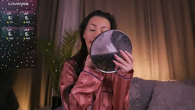 JessicaVerse online show from April 2026 02:18:01 AM