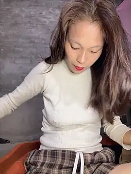 hi-hi-zz online show from November 2025 08:03:02 AM