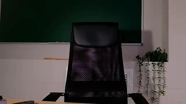 ClaireMathis online show from May 2026 02:45:01 PM