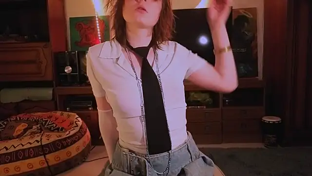 liquid0fluid0 online show from February 2026 05:35:01 PM