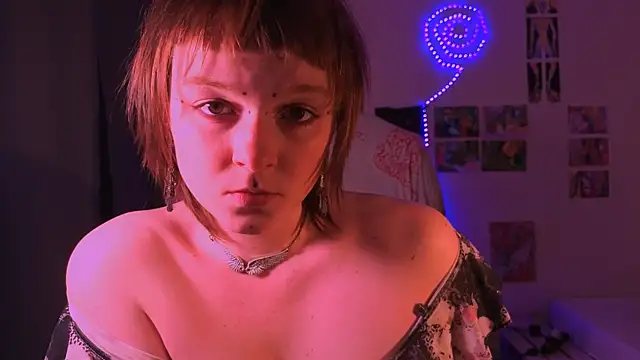 liquid0fluid0 online show from January 2026 05:17:01 PM