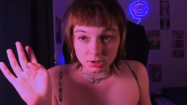 liquid0fluid0 online show from December 2025 06:54:02 PM