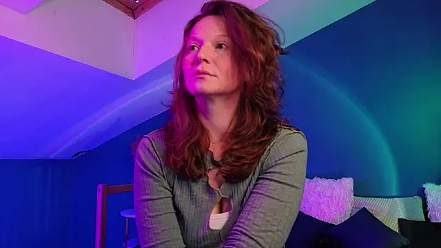 Snapshot of AuroraBorealis__ chatting on December 2025 06:51:02 AM AuroraBorealis online show from December 2025 06:51:02 AM