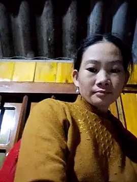 gio-thu online show from December 2025 04:11:01 PM