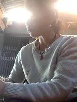 gio-thu online show from January 2026 05:25:02 AM