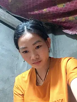 gio-thu online show from February 2026 07:58:02 PM