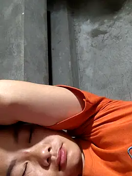 gio-thu online show from July 2026 10:28:01 PM