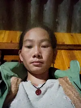 Snapshot of gio-thu chatting on October 2025 01:54:02 PM gio-thu online show from October 2025 01:54:02 PM