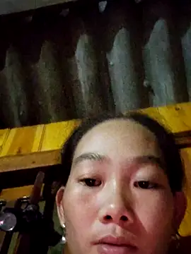 Snapshot of gio-thu chatting on October 2025 02:05:01 PM gio-thu online show from October 2025 02:05:01 PM