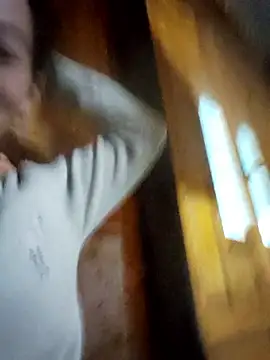 Snapshot of gio-thu chatting on October 2025 01:59:02 AM gio-thu online show from October 2025 01:59:02 AM