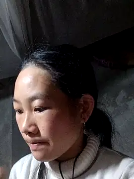 gio-thu online show from January 2026 01:44:01 AM