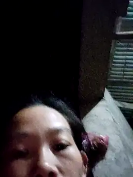 Snapshot of gio-thu chatting on November 2025 02:21:02 PM gio-thu online show from November 2025 02:21:02 PM