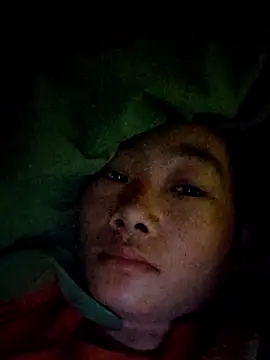 gio-thu online show from December 2025 02:16:02 AM