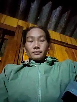 Snapshot of gio-thu chatting on October 2025 02:16:02 PM gio-thu online show from October 2025 02:16:02 PM