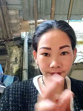 gio-thu online show from January 2026 06:39:02 AM