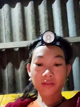 Snapshot of gio-thu chatting on December 2025 08:58:02 PM gio-thu online show from December 2025 08:58:02 PM