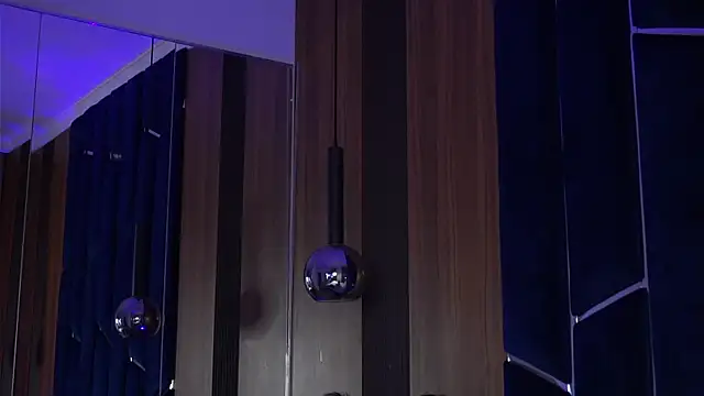 Talia Lure online show from November 2025 01:31:02 AM