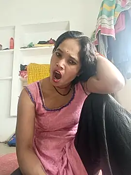 Cuty tanya online show from February 2026 11:24:01 PM