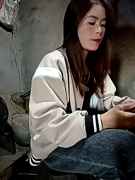 Snapshot of sipy- chatting on November 2025 11:49:01 PM sipy- online show from November 2025 11:49:01 PM