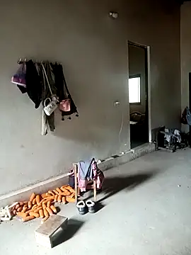 Snapshot of sipy- chatting on December 2025 04:00:02 AM sipy- online show from December 2025 04:00:02 AM