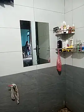 Snapshot of sipy- chatting on November 2025 12:15:02 AM sipy- online show from November 2025 12:15:02 AM