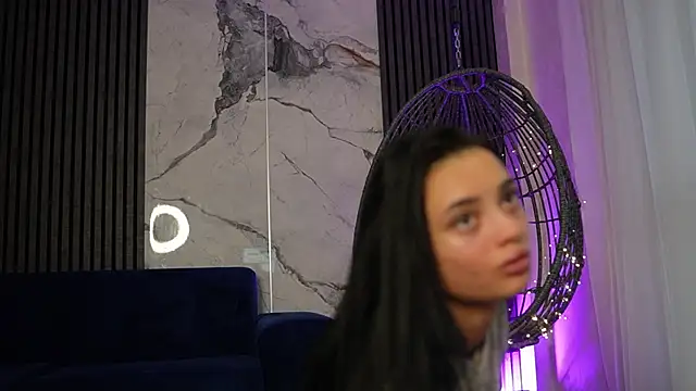 RachelRavee online show from November 2025 05:18:02 AM