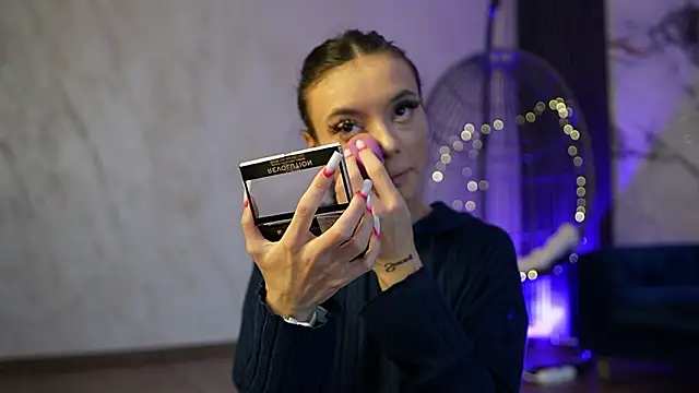 RachelRavee online show from March 2026 05:35:02 AM