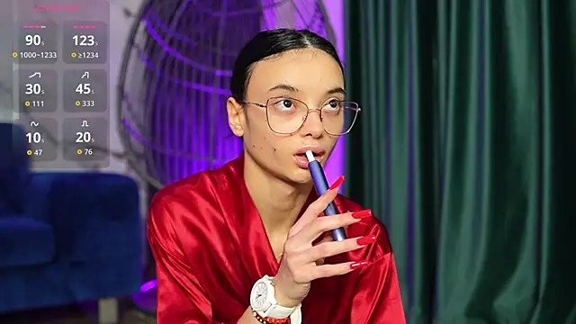 RachelRavee online show from October 2025 04:34:01 AM