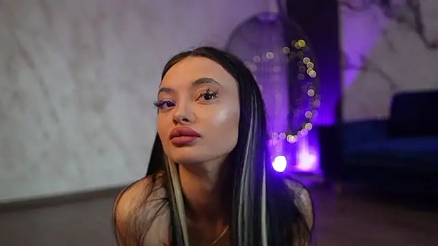 RachelRavee online show from February 2026 05:18:02 AM