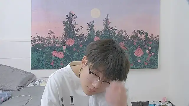 Snapshot of KK-cuteboy chatting on June 2026 12:21:02 PM KK-cuteboy online show from June 2026 12:21:02 PM