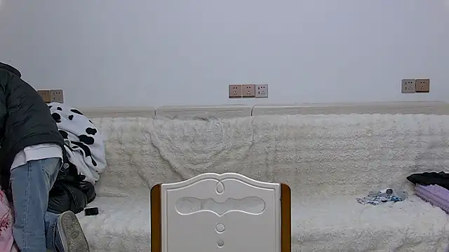 KK-cuteboy online show from February 2026 10:37:01 AM