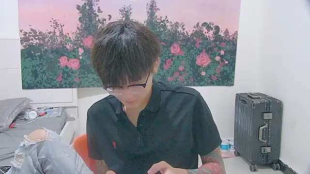 Snapshot of KK-cuteboy chatting on June 2026 04:54:01 AM KK-cuteboy online show from June 2026 04:54:01 AM